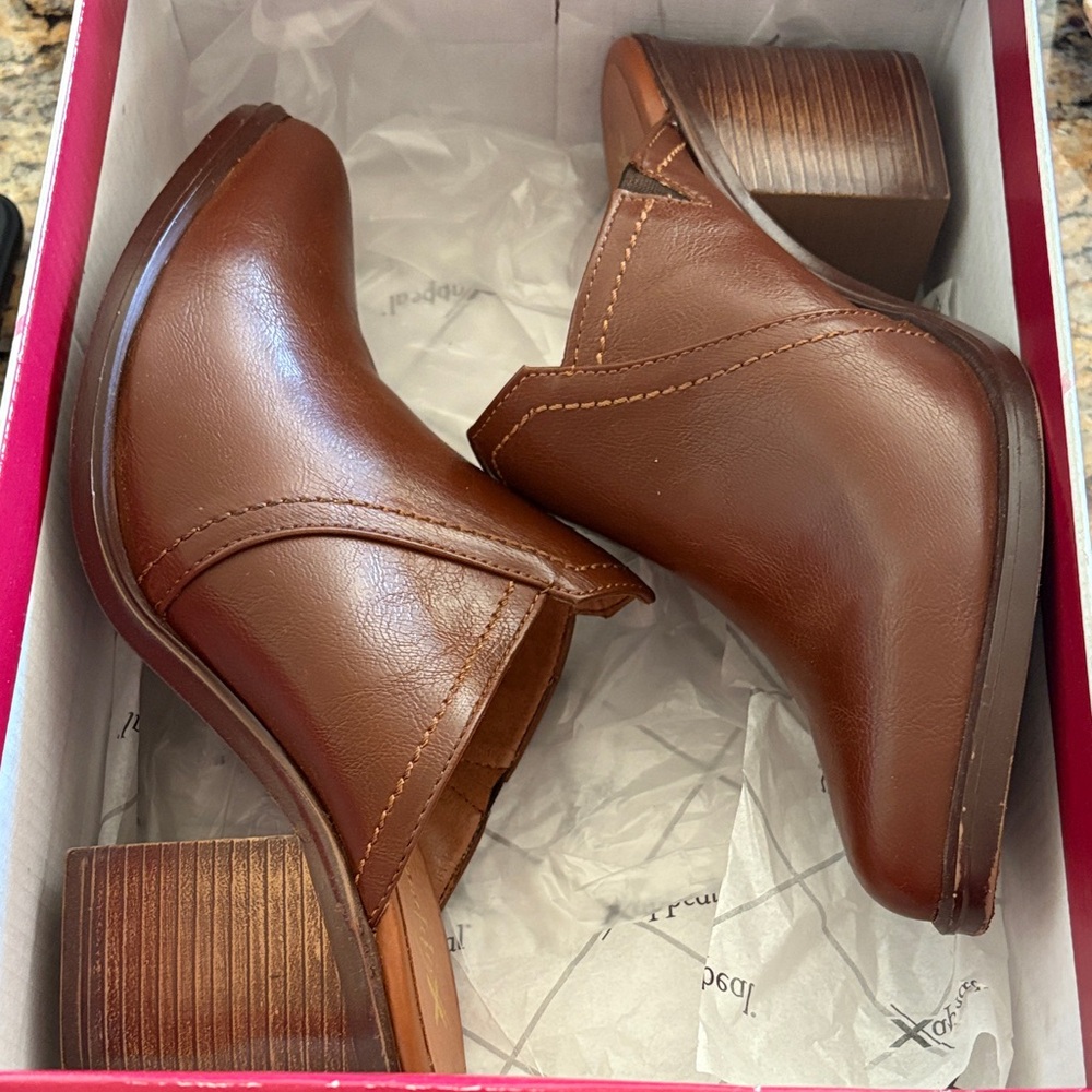 Xappeal Brown Leather Mules
